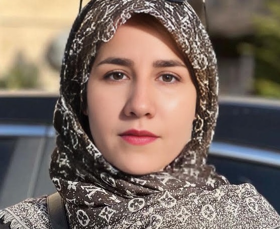 پرستو علیخانی